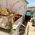 Villa Two Palms