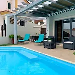 Villa Two Palms