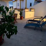 Two Palms Villa Nazare