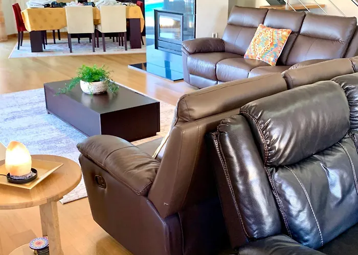 Βίλα Two Palms *