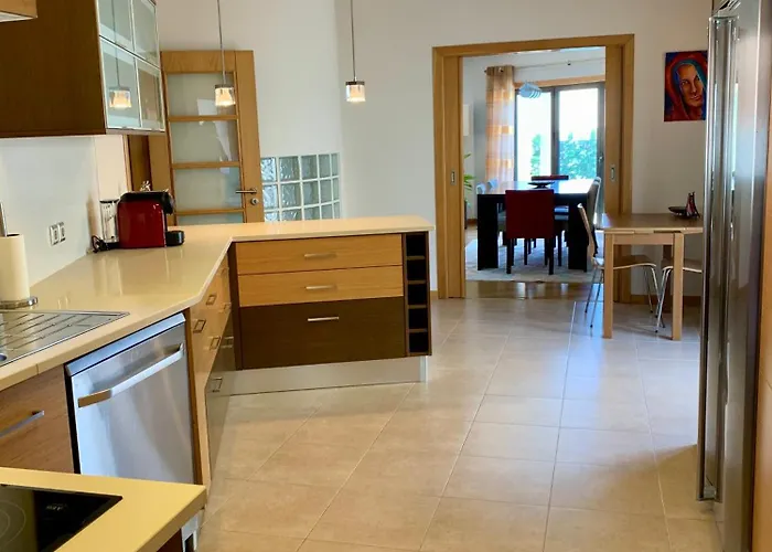 Two Palms Villa Nazare